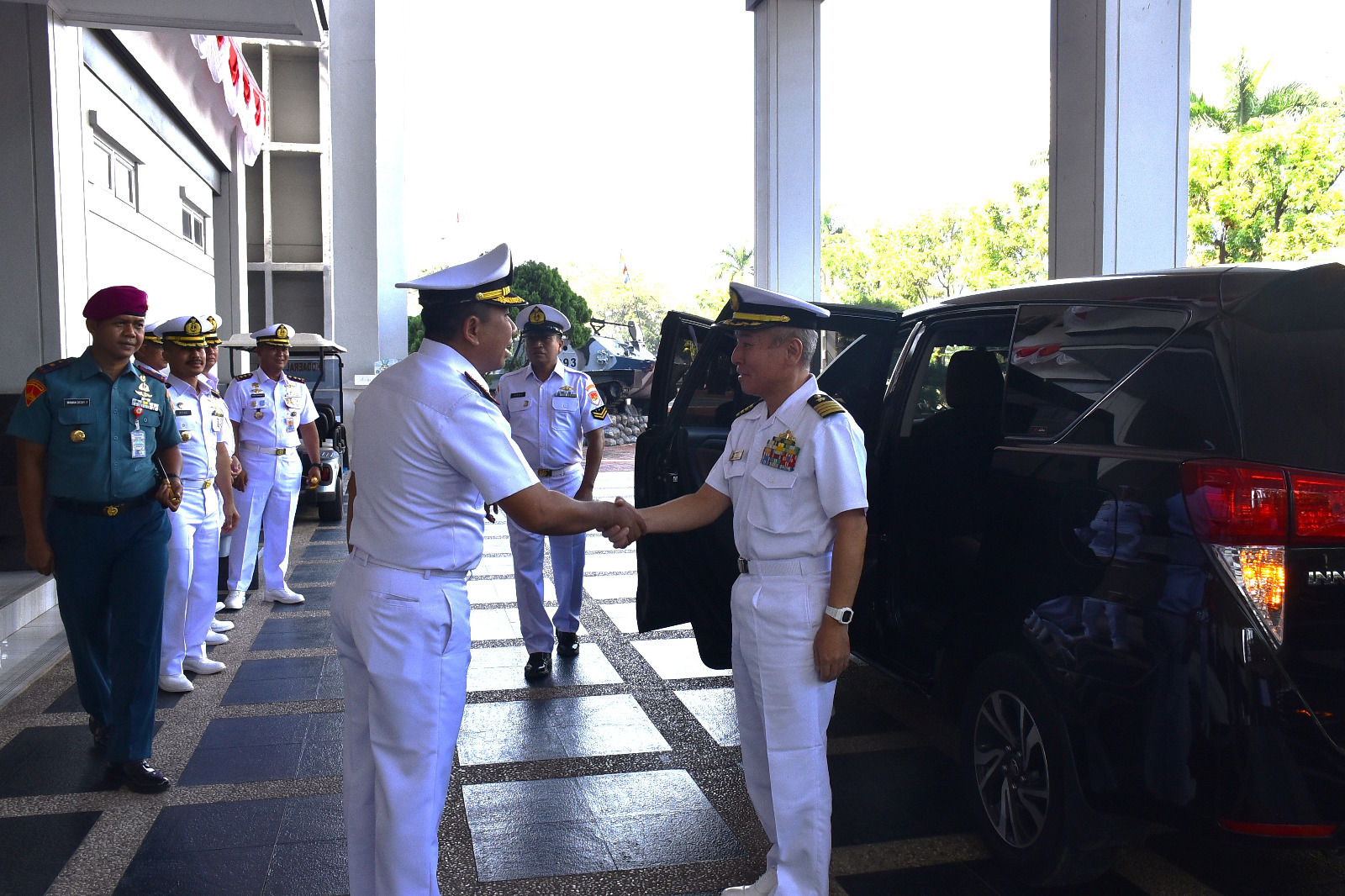 Heboh,Sejumlah Tentara Asing Lolos dari Penjagaan dan Berhasil Masuk ke Gedung Utama Makodaeral III